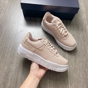 Nike Air Force 1 Pixel Particle